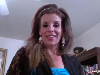 Usawives Horny Mature Wife from Usa Fulfilling Her.