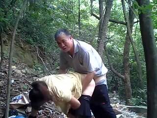 Kinesiska pappa: klämma jägare röret högupplöst porr video- 7e
