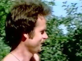Млад лекари в похот 1982, безплатно безплатно онлайн млад порно видео