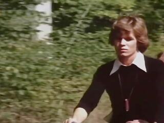Corps Brulants 1976: Free Vintage French HD Porn Video 06