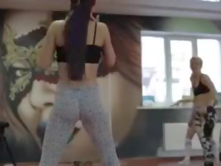 Російська twerk клас: безкоштовно twerking порно відео 4b