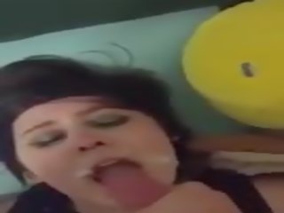 Amatérske semeno v ústa kompilácia 05, zadarmo porno d7